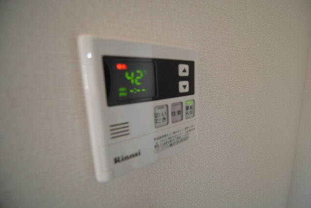 オッツ梅満のキッチン|キッチン給湯パネル