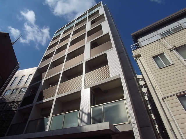 レン元町駅前の外観