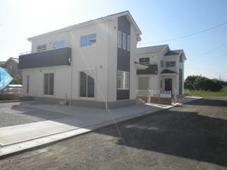 【前面道路含む現地写真】 | 前面道路含む現地写真です