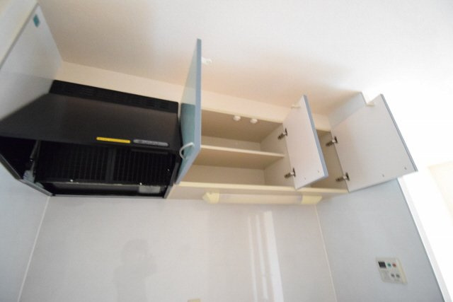 ウィステリアⅢの設備|上部に棚あります