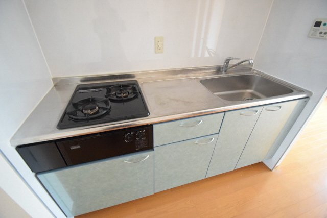 ウィステリアⅢのキッチン|2口ガスシステムキッチン☆