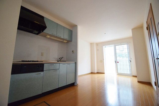 ウィステリアⅢの居間・リビング|リビング10.4帖