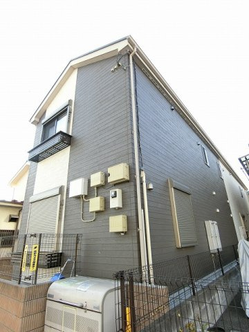 ファーストステージの外観