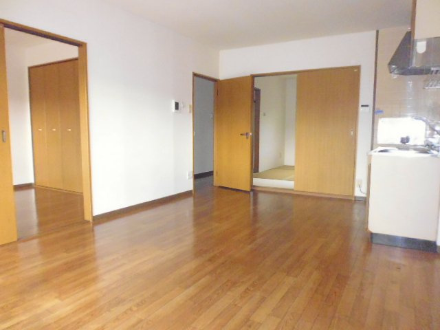 マリッチ岡の居間・リビング