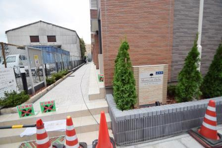 モンテ　アン　フレッシュのエントランス|駐車場あります