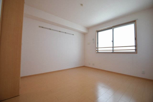 スプレールコートの居間・リビング|北側洋室７帖