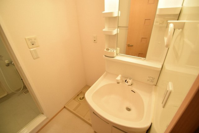 スプレールコートの洗面所|シャンプードレッサー！