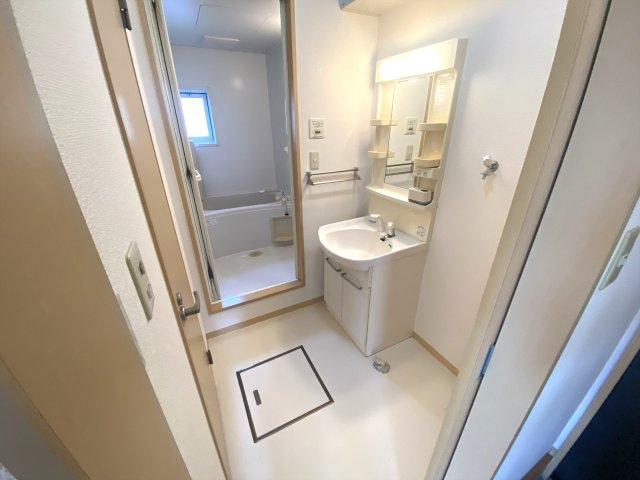 シャーメゾンマルニの洗面所