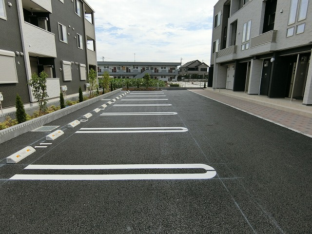 ハノーバーⅡの駐車場