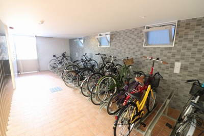 【その他共用部分】 | シャンデリア