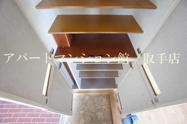 ハイツウィステリアＢの収納