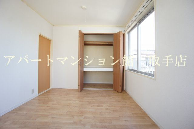 ハイツウィステリアＢの収納