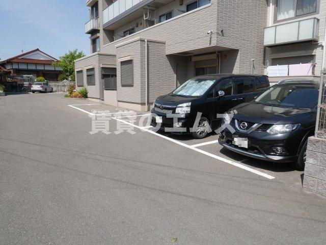 【駐車場】 | シャーメゾンＣＲＩＥ | シャーメゾンＣＲＩＥの駐車場