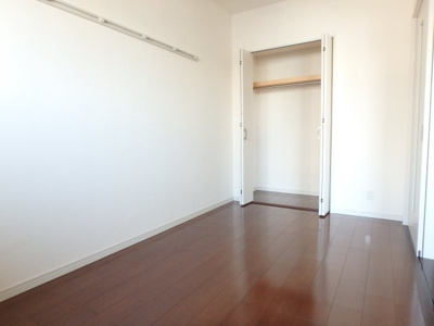 【寝室】 | サウスコート西市