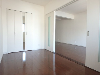 【洋室】 | サウスコート西市