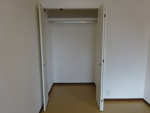 ステラート中央の収納
