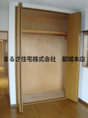 前田鈴子貸家の収納