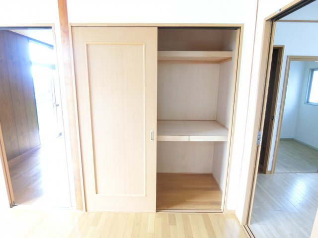 須賀一戸建の収納