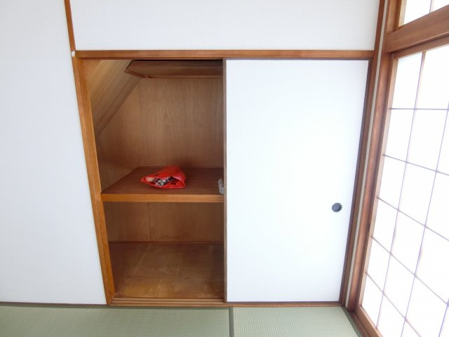 須賀一戸建の収納