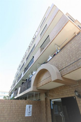 【外観】 | ホーユウパレス小机 | ホーユウパレス小机　　　人気の分譲賃貸マンション　遮音性に優れた鉄筋コンクリート造です。