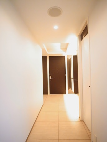 千代田区三番町の賃貸マンションの玄関