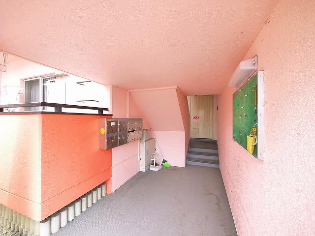 飯田マンションのエントランス