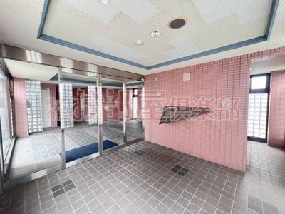 アザレ久留米のエントランス