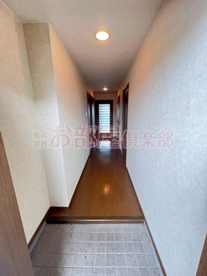 アザレ久留米の玄関