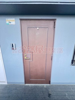 アザレ久留米の玄関