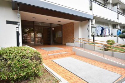 【エントランス】 | パークピア大師