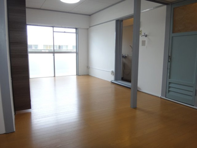 【洋室】 | 大館柄沢レジデンス 2号棟