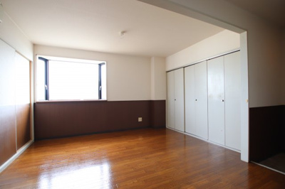 【居間・リビング】 | ラフィーネ2号館