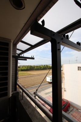 【設備】 | ラフィーネ2号館 | 物干し