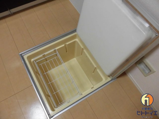 D-room杉町の収納|床下収納もあります