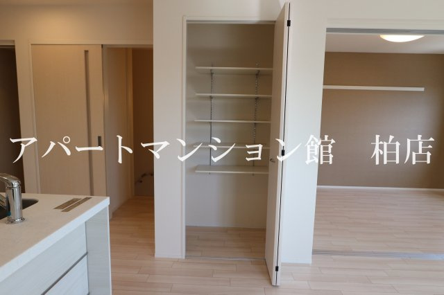 エピカリスの収納