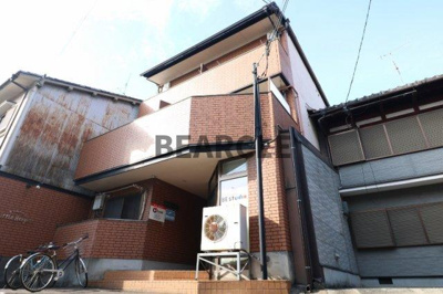 【外観】 | リトルハイツ | 外はこのようになっています