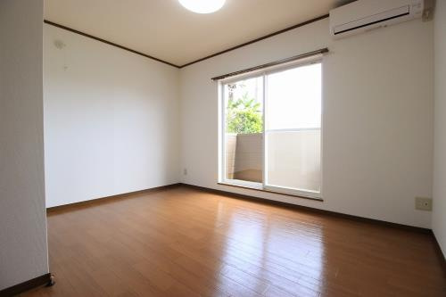 リバティーウィングの居間・リビング