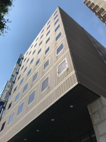 新横浜ＫＳビルの外観