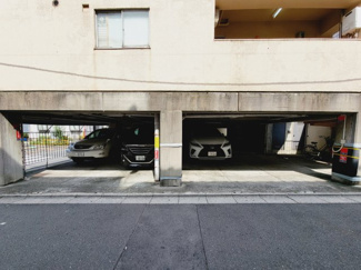 【駐車場】 | 八巻駐車場