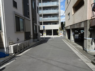 【周辺】 | 八巻駐車場 | 八巻駐車場