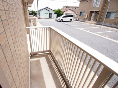 【バルコニー】 | Lovest coat・B棟