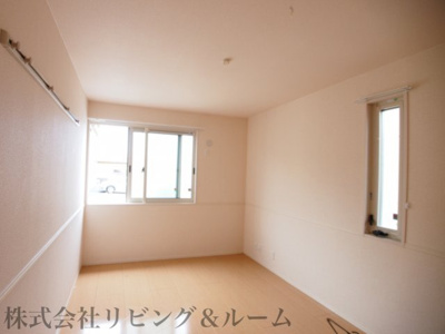 【洋室】 | Lovest coat・B棟