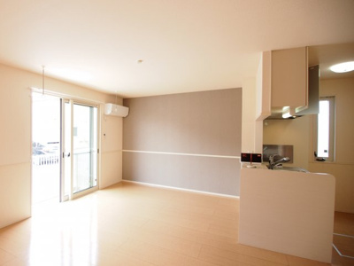 【居間・リビング】 | Lovest coat・B棟