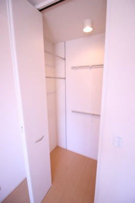 【収納】 | ヴィラ ウィステリア | ★ウォークインクローゼット★