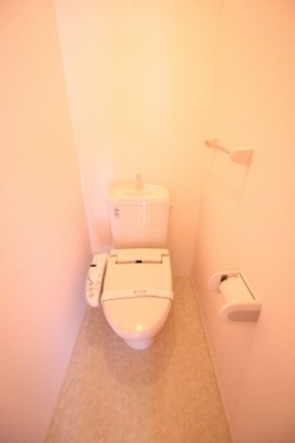 【トイレ】 | ヴィラ ウィステリア | ★温水洗浄便座★