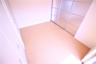 【洋室】 | ヴィラ ウィステリア