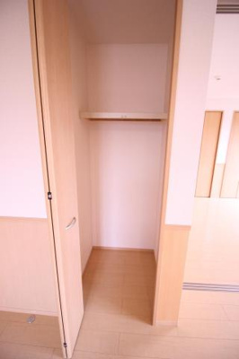 【収納】 | アピテ高安 | 物入れ