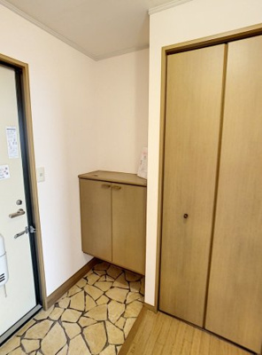 【玄関】 | エスポアール弐番館