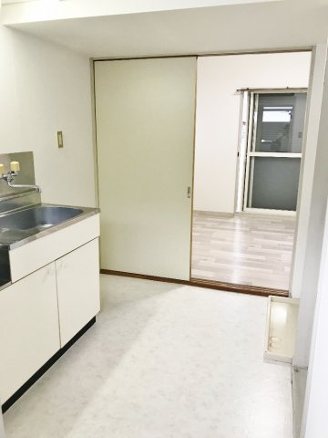 メゾン・ド・本宿の居間・リビング