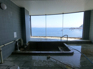 【その他共用部分】 | 共用部分の展望温泉大浴場は、最上階にあり見晴らしを楽しみながら温泉につかれます